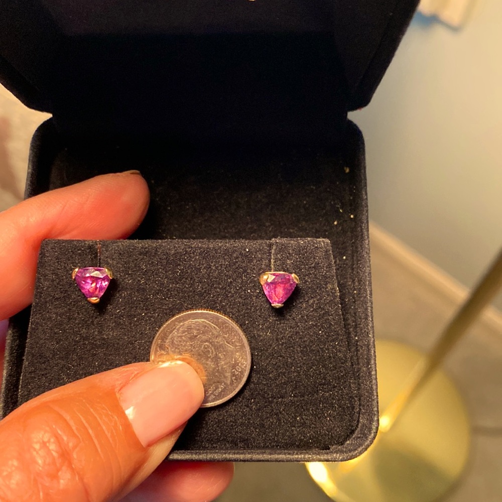 10 carat posts amethyst studs
